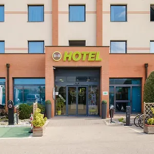 Hotel B&B Hotel Ferrara, Ferrara